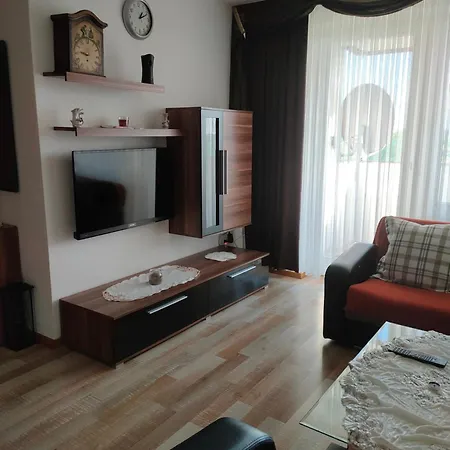 48 Qm Whole To Rent Out Near Ini And Mhh